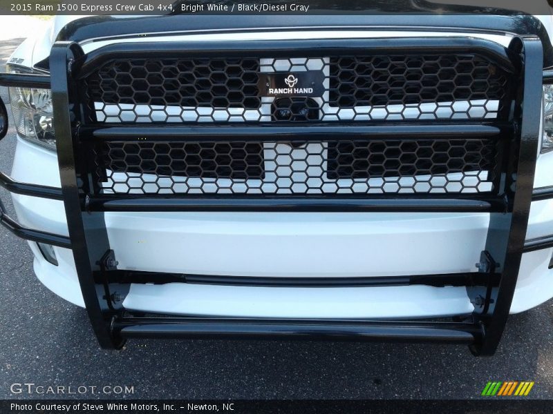 Bright White / Black/Diesel Gray 2015 Ram 1500 Express Crew Cab 4x4