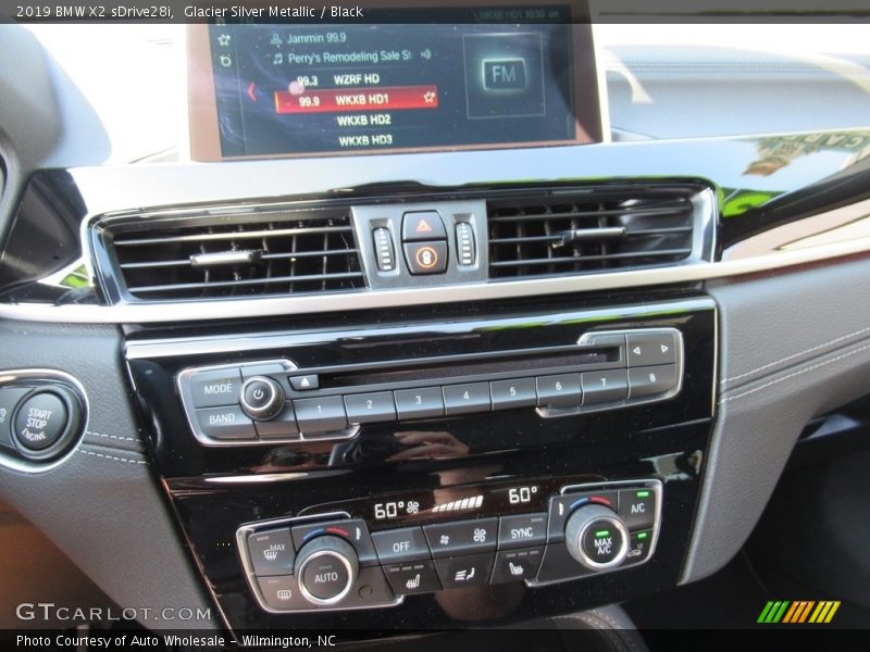 Glacier Silver Metallic / Black 2019 BMW X2 sDrive28i