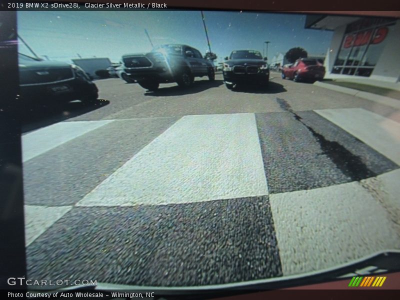 Glacier Silver Metallic / Black 2019 BMW X2 sDrive28i