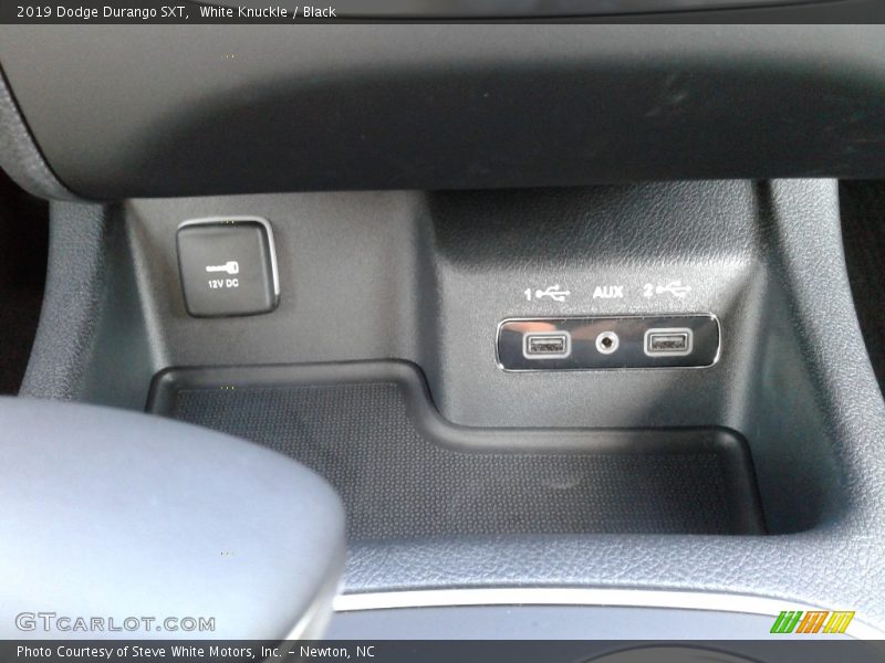White Knuckle / Black 2019 Dodge Durango SXT