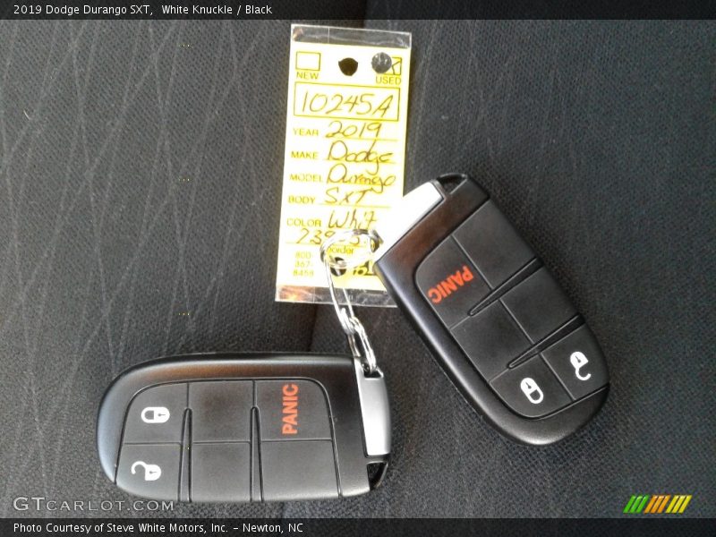 White Knuckle / Black 2019 Dodge Durango SXT