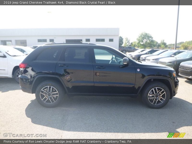 Diamond Black Crystal Pearl / Black 2019 Jeep Grand Cherokee Trailhawk 4x4