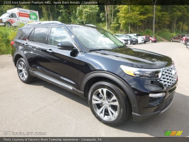 Front 3/4 View of 2020 Explorer Platinum 4WD