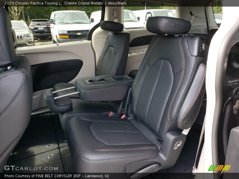 Granite Crystal Metallic / Alloy/Black 2020 Chrysler Pacifica Touring L