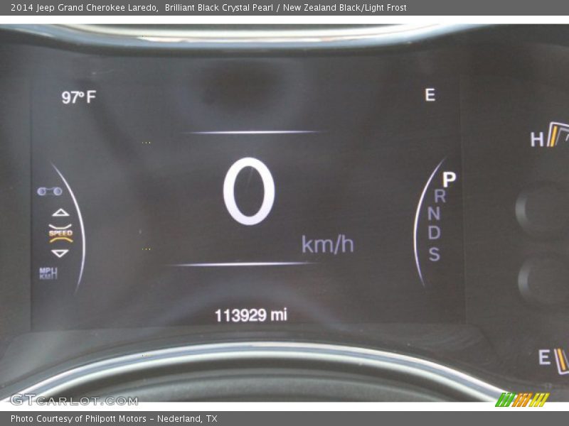 Brilliant Black Crystal Pearl / New Zealand Black/Light Frost 2014 Jeep Grand Cherokee Laredo