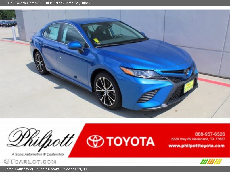 Blue Streak Metallic / Black 2019 Toyota Camry SE