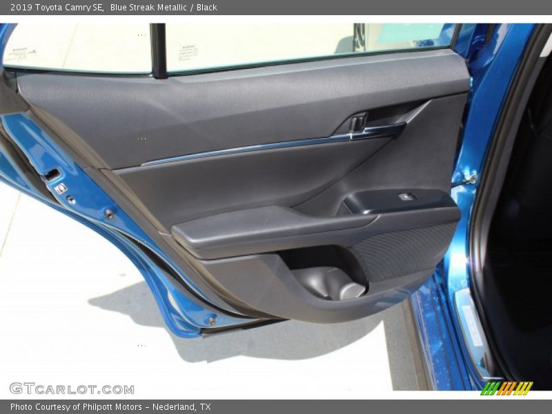 Blue Streak Metallic / Black 2019 Toyota Camry SE