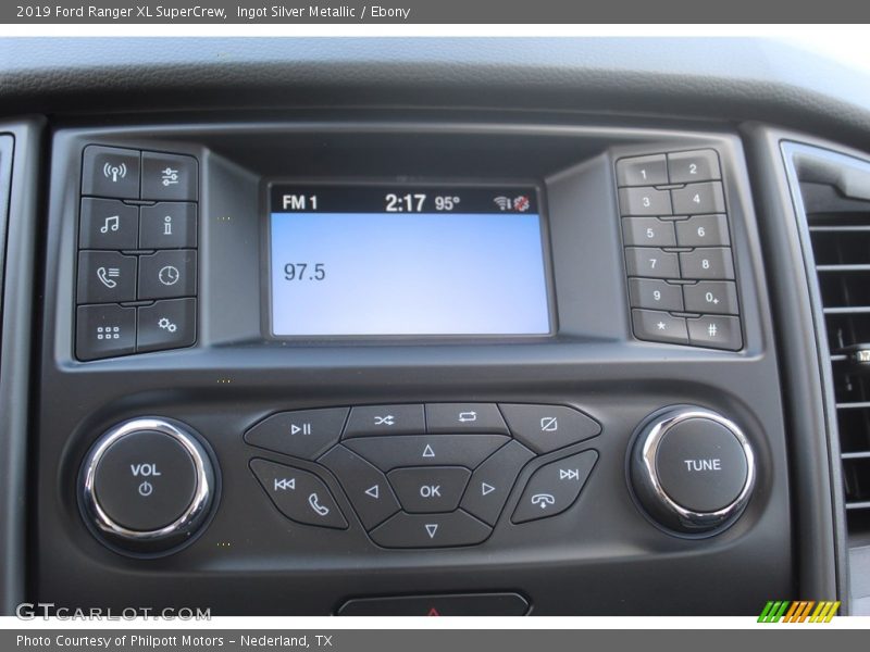 Ingot Silver Metallic / Ebony 2019 Ford Ranger XL SuperCrew
