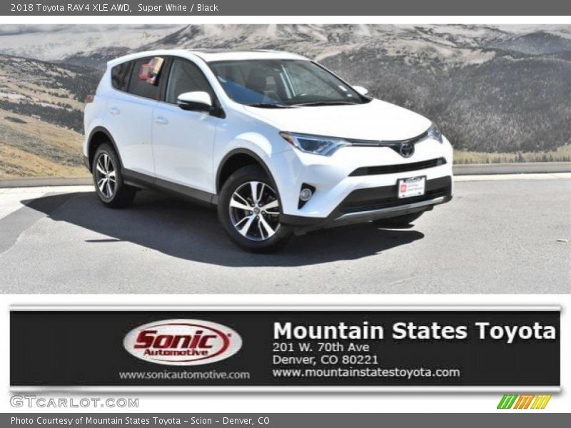Super White / Black 2018 Toyota RAV4 XLE AWD