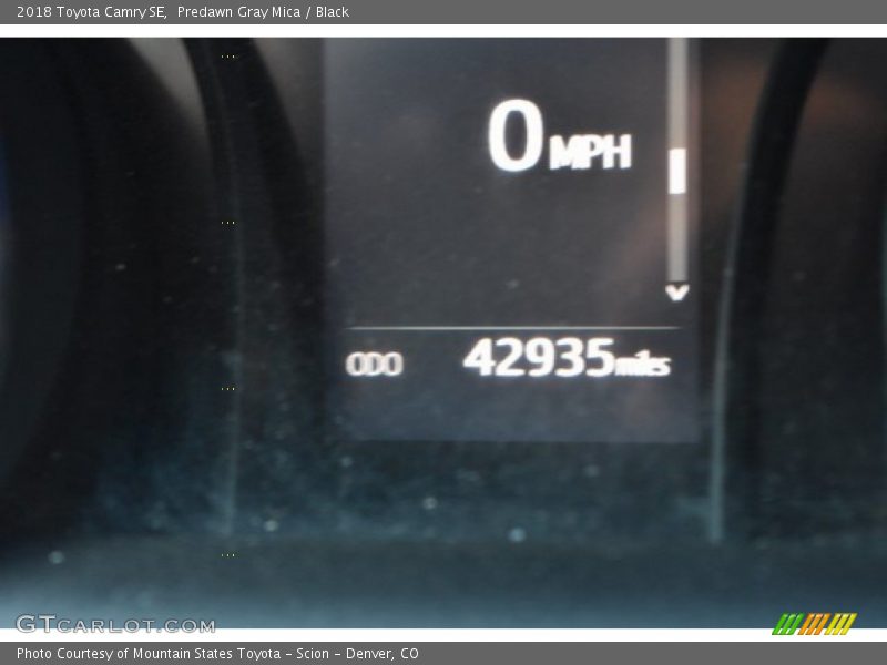 Predawn Gray Mica / Black 2018 Toyota Camry SE