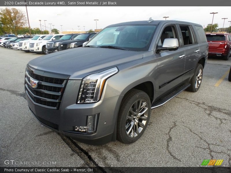 Front 3/4 View of 2020 Escalade Luxury 4WD