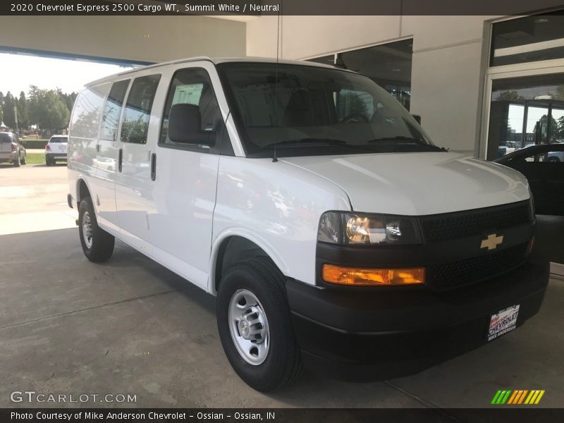 Front 3/4 View of 2020 Express 2500 Cargo WT