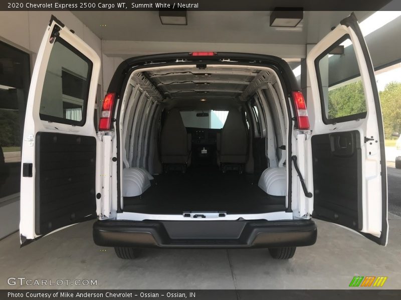  2020 Express 2500 Cargo WT Trunk
