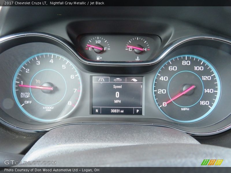 Nightfall Gray Metallic / Jet Black 2017 Chevrolet Cruze LT