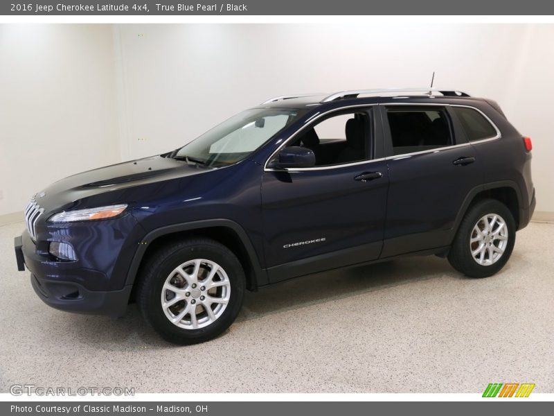 True Blue Pearl / Black 2016 Jeep Cherokee Latitude 4x4