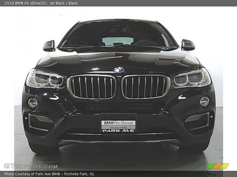 Jet Black / Black 2019 BMW X6 sDrive35i