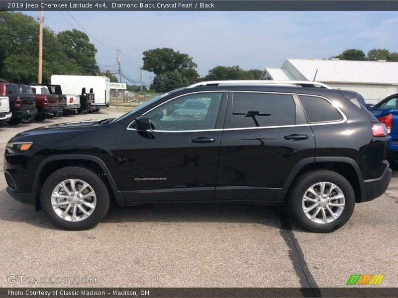 Diamond Black Crystal Pearl / Black 2019 Jeep Cherokee Latitude 4x4