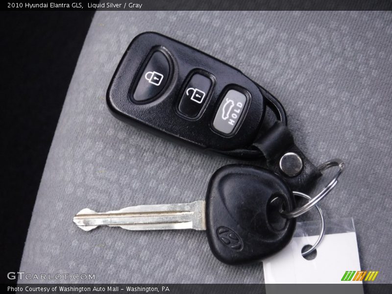 Liquid Silver / Gray 2010 Hyundai Elantra GLS