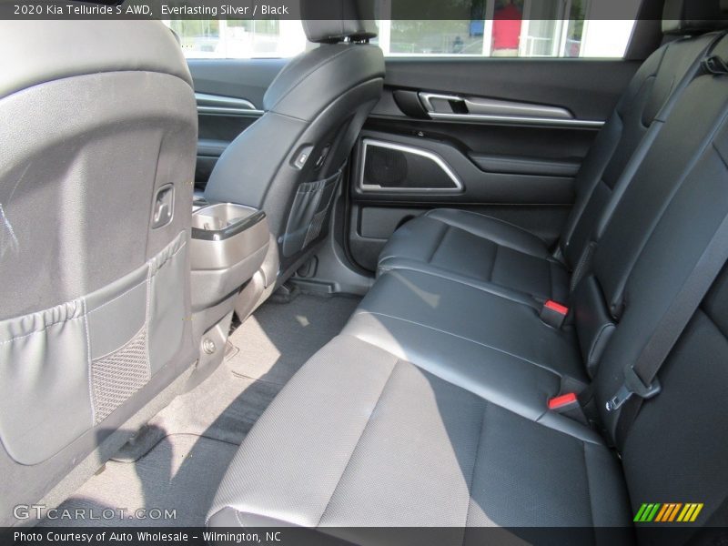 Everlasting Silver / Black 2020 Kia Telluride S AWD