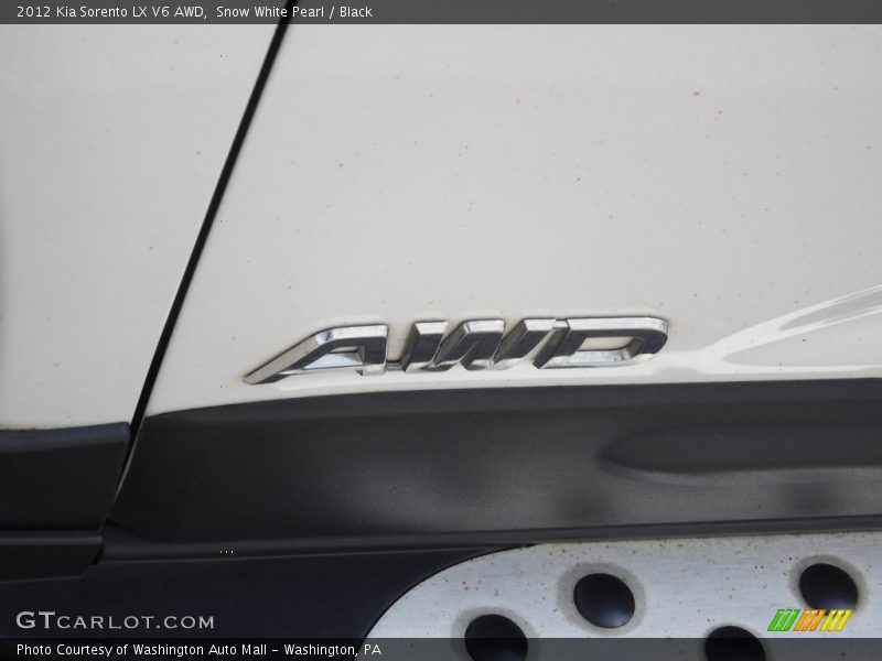 Snow White Pearl / Black 2012 Kia Sorento LX V6 AWD