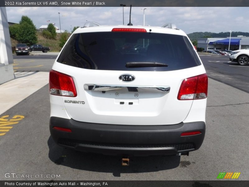 Snow White Pearl / Black 2012 Kia Sorento LX V6 AWD