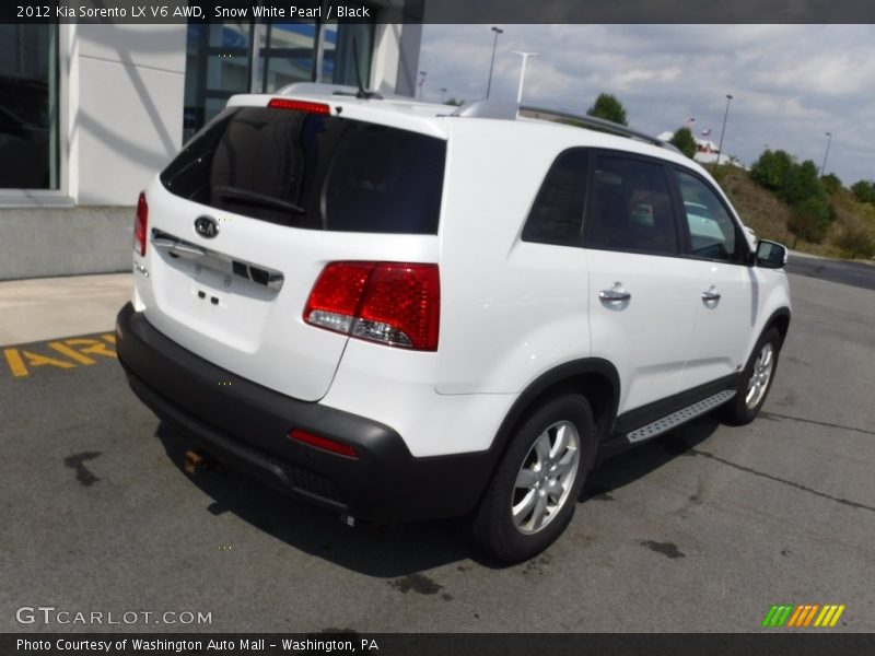 Snow White Pearl / Black 2012 Kia Sorento LX V6 AWD