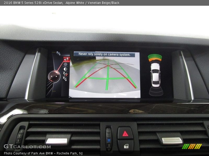 Alpine White / Venetian Beige/Black 2016 BMW 5 Series 528i xDrive Sedan