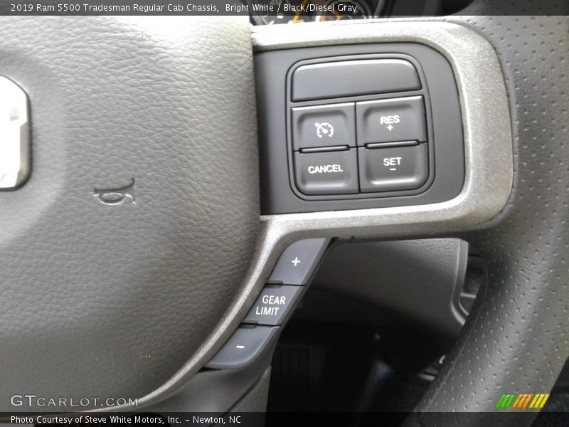  2019 5500 Tradesman Regular Cab Chassis Steering Wheel