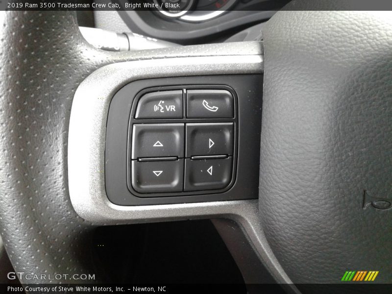 Bright White / Black 2019 Ram 3500 Tradesman Crew Cab