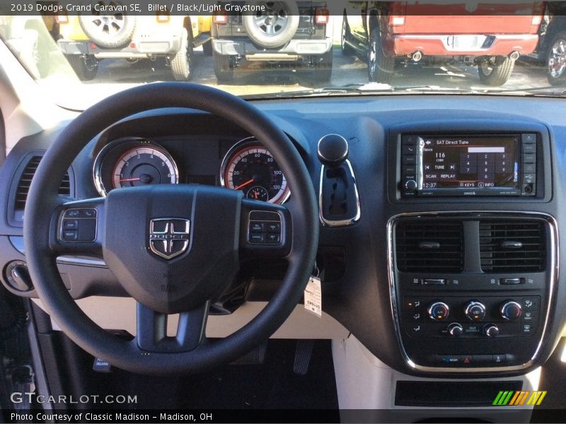 Billet / Black/Light Graystone 2019 Dodge Grand Caravan SE