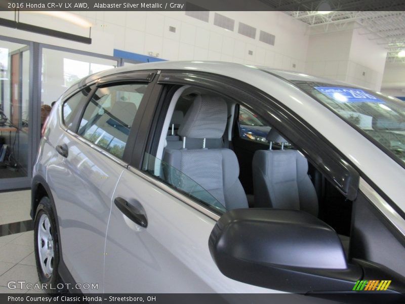 Alabaster Silver Metallic / Gray 2016 Honda CR-V LX AWD