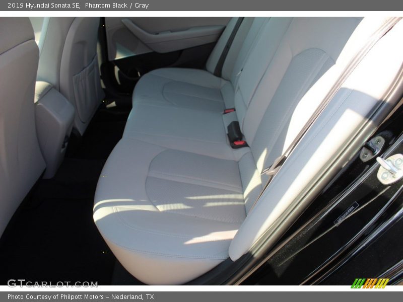 Phantom Black / Gray 2019 Hyundai Sonata SE