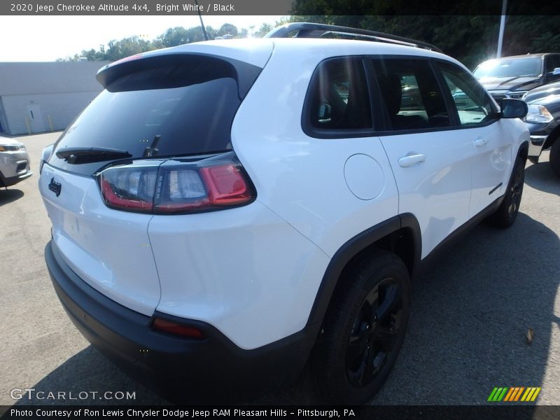 Bright White / Black 2020 Jeep Cherokee Altitude 4x4