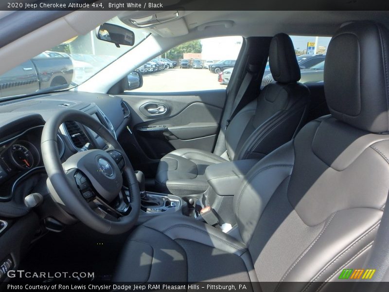 Bright White / Black 2020 Jeep Cherokee Altitude 4x4