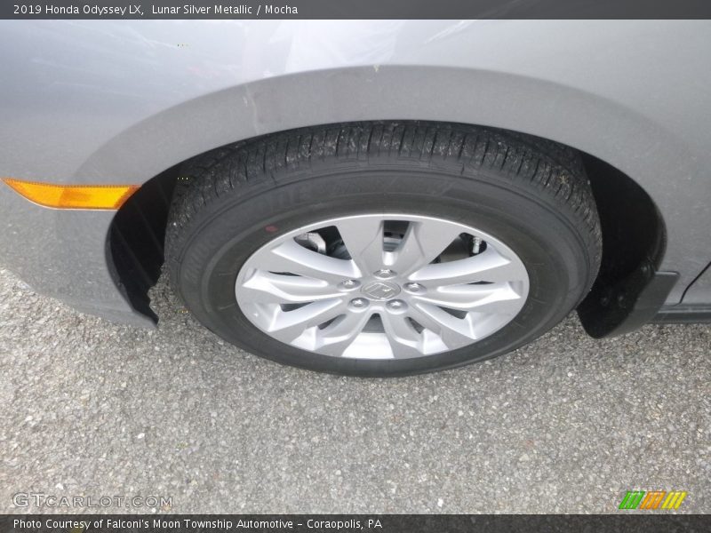 Lunar Silver Metallic / Mocha 2019 Honda Odyssey LX