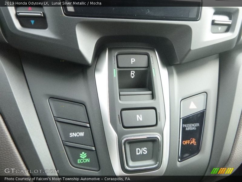 Lunar Silver Metallic / Mocha 2019 Honda Odyssey LX