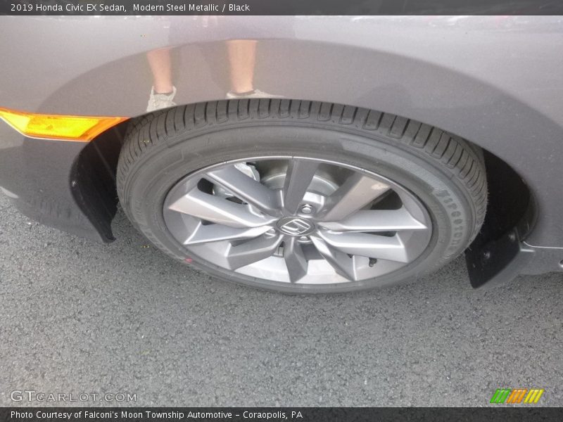 Modern Steel Metallic / Black 2019 Honda Civic EX Sedan