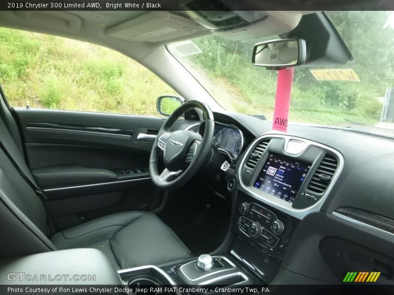 Bright White / Black 2019 Chrysler 300 Limited AWD