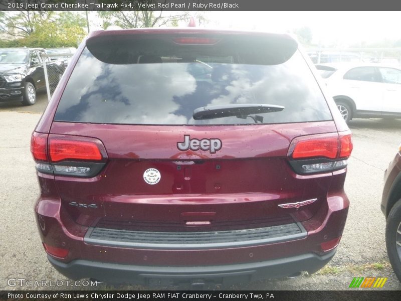 Velvet Red Pearl / Ruby Red/Black 2019 Jeep Grand Cherokee Trailhawk 4x4