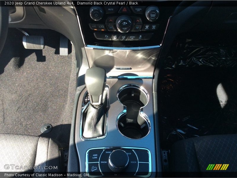 Diamond Black Crystal Pearl / Black 2020 Jeep Grand Cherokee Upland 4x4