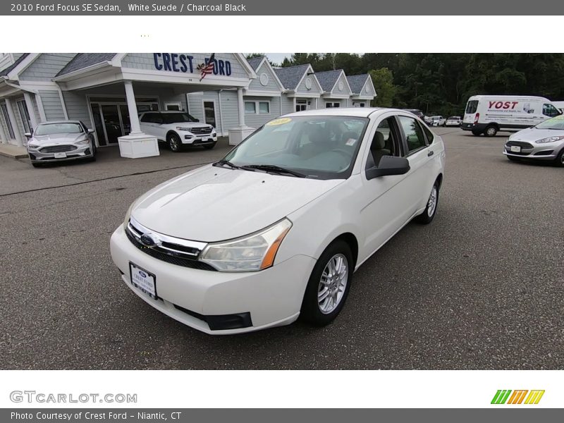 White Suede / Charcoal Black 2010 Ford Focus SE Sedan