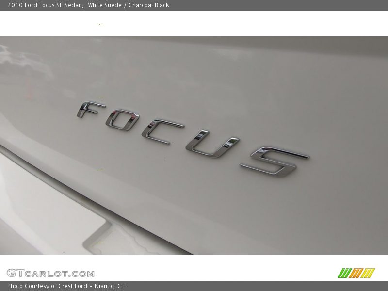White Suede / Charcoal Black 2010 Ford Focus SE Sedan