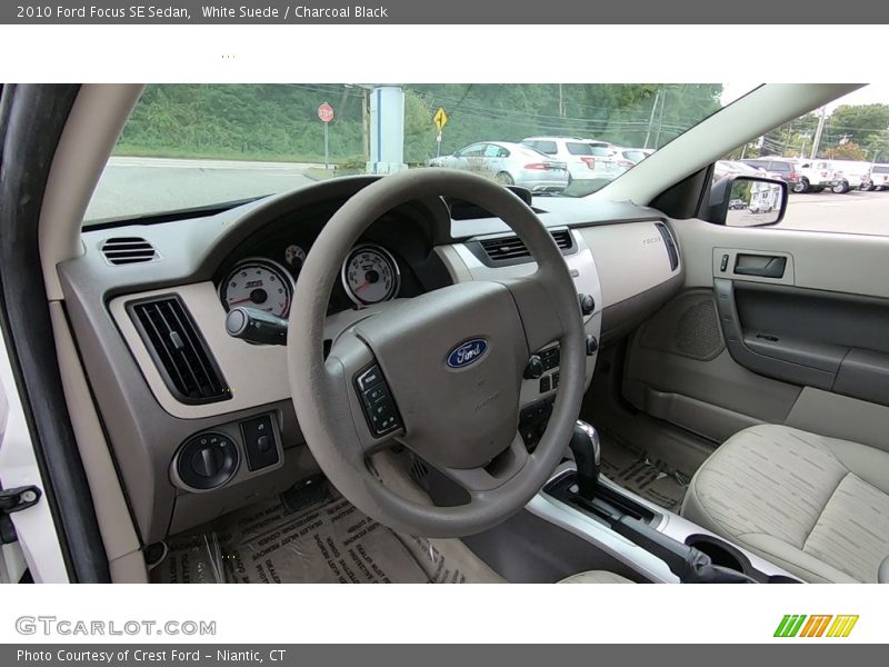 White Suede / Charcoal Black 2010 Ford Focus SE Sedan