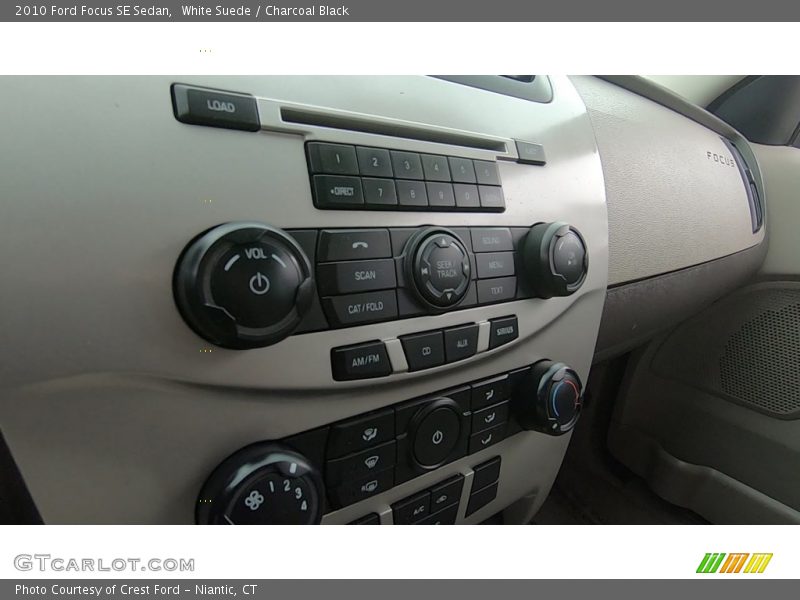 White Suede / Charcoal Black 2010 Ford Focus SE Sedan
