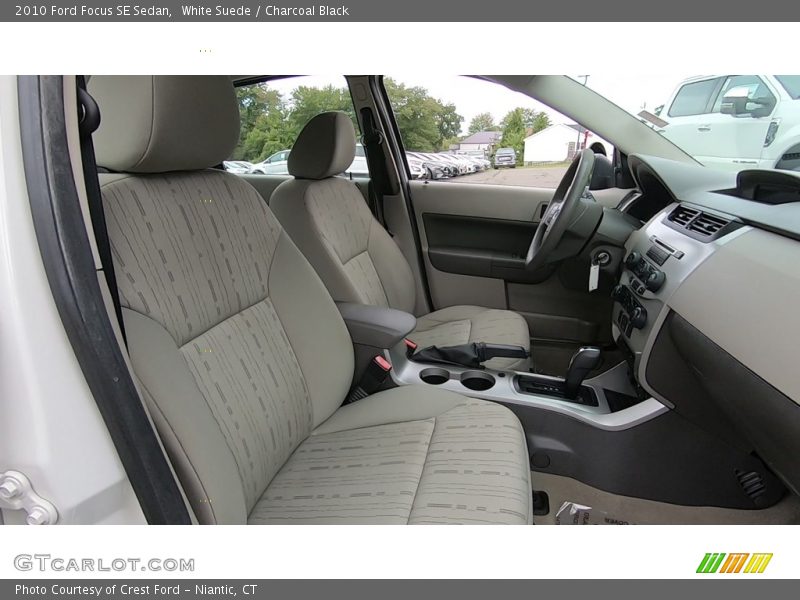 White Suede / Charcoal Black 2010 Ford Focus SE Sedan