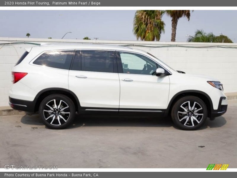 Platinum White Pearl / Beige 2020 Honda Pilot Touring