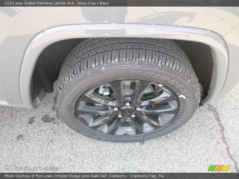 Sting-Gray / Black 2020 Jeep Grand Cherokee Laredo 4x4