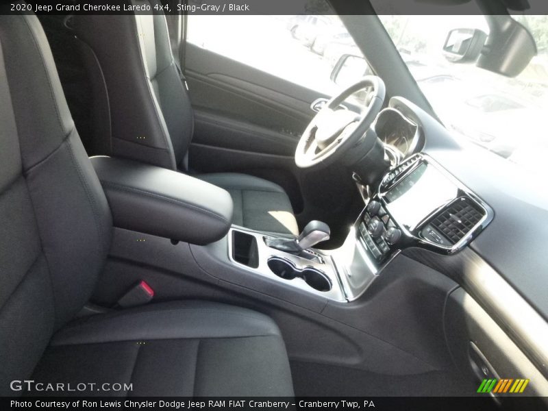 Sting-Gray / Black 2020 Jeep Grand Cherokee Laredo 4x4
