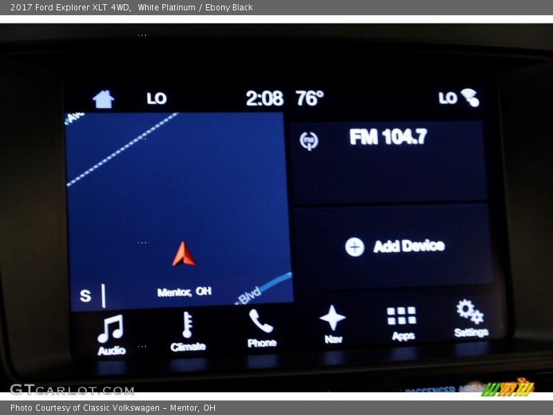 White Platinum / Ebony Black 2017 Ford Explorer XLT 4WD