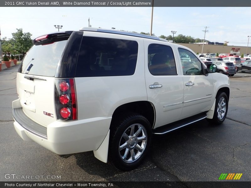 White Diamond Tintcoat / Cocoa/Light Cashmere 2011 GMC Yukon Denali AWD